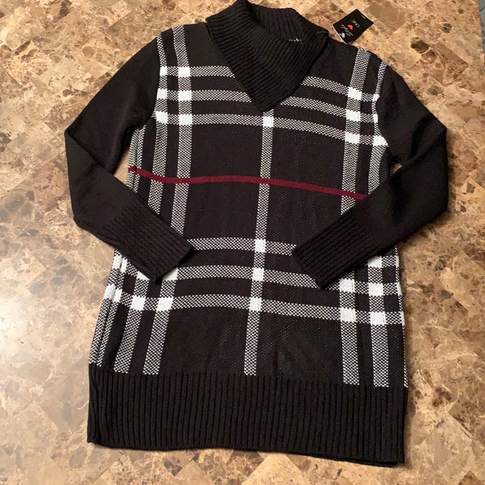 Style One long sweater, size L/XL, NWT